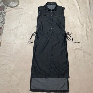 Lee Cooper brand, sleeveless duster with side laces. Size S